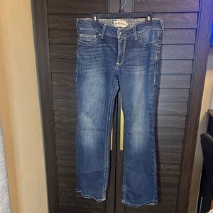 Ariat Womens REAL Jean 32s mid rise